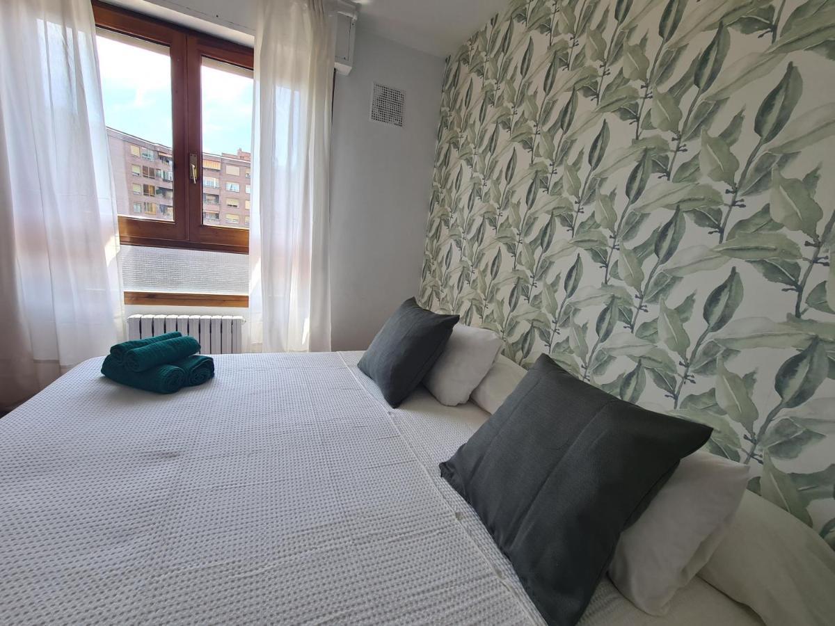 Dos Torres Tauriel - Espacioso Apartamento Con Impresionantes Vistas Y Garaje Privado 萨拉戈萨 外观 照片