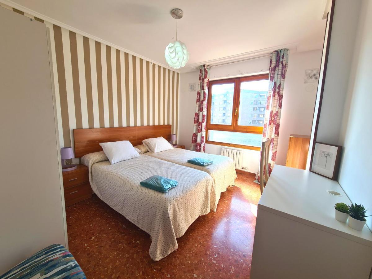 Dos Torres Tauriel - Espacioso Apartamento Con Impresionantes Vistas Y Garaje Privado 萨拉戈萨 外观 照片